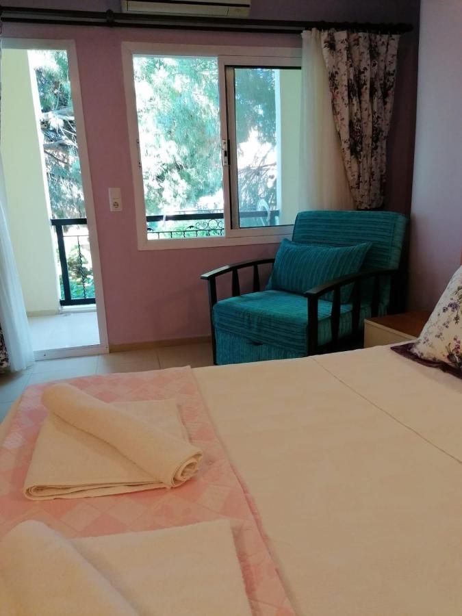 Çeşme Maviev Otel מראה חיצוני תמונה
