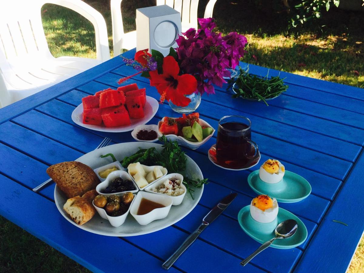 Çeşme Maviev Otel מראה חיצוני תמונה