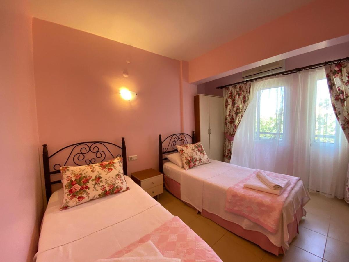Çeşme Maviev Otel מראה חיצוני תמונה